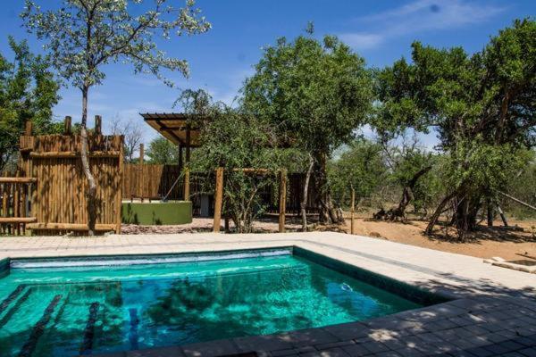 Chameleon Bush Lodge Hammanskraal Eksteriør bilde