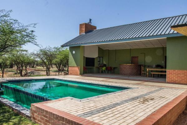 Chameleon Bush Lodge Hammanskraal Eksteriør bilde