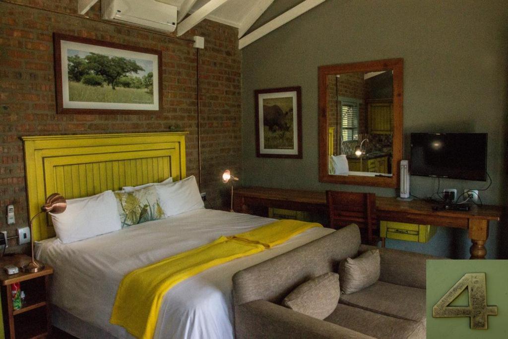 Chameleon Bush Lodge Hammanskraal Eksteriør bilde